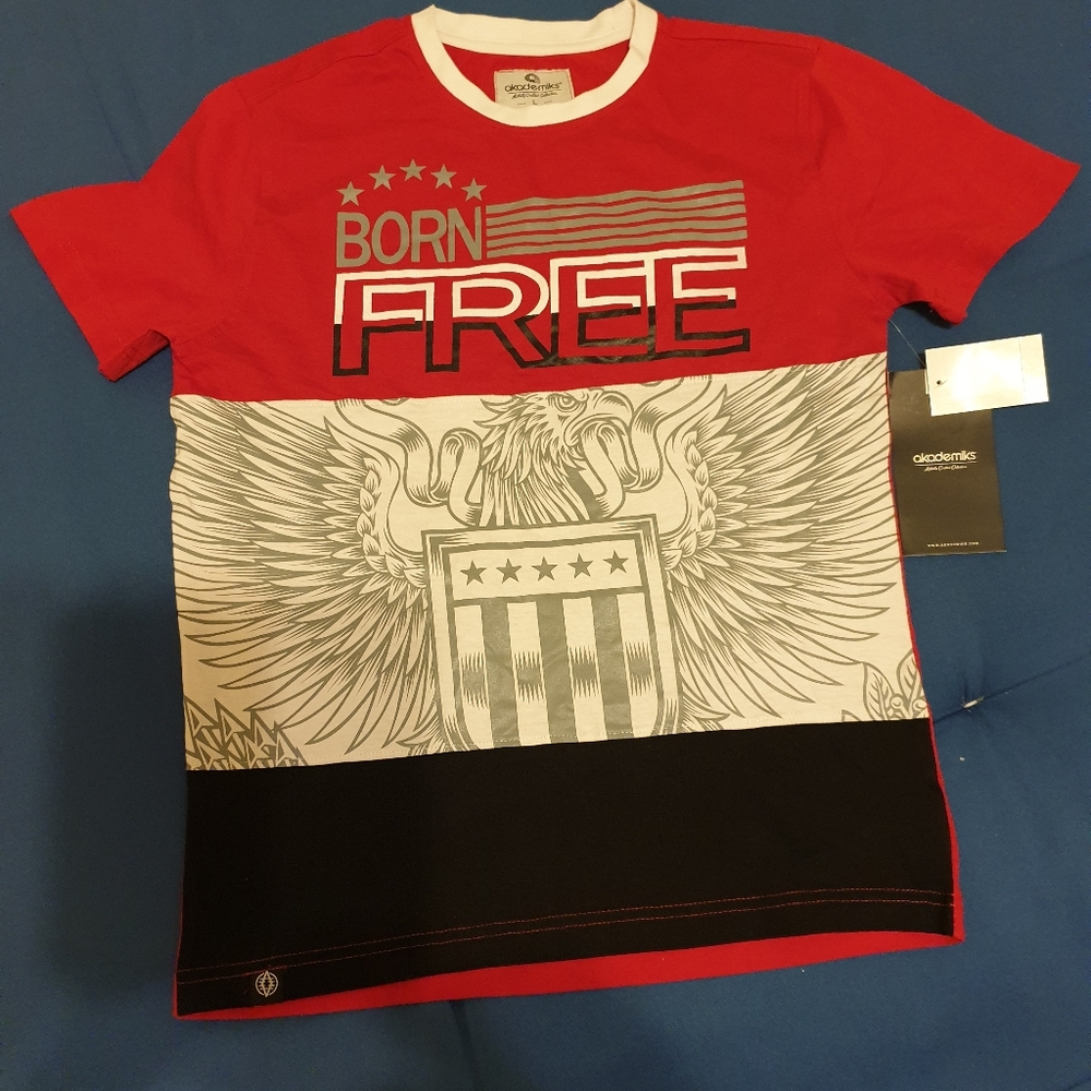 NWT Akademiks L(14-16 y.o.) red t-shirt 👕